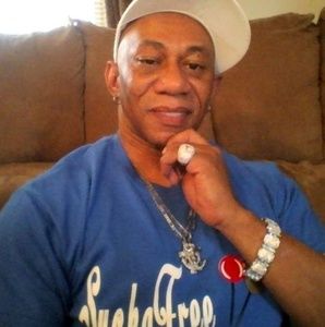 Meet your Posher, Thomas